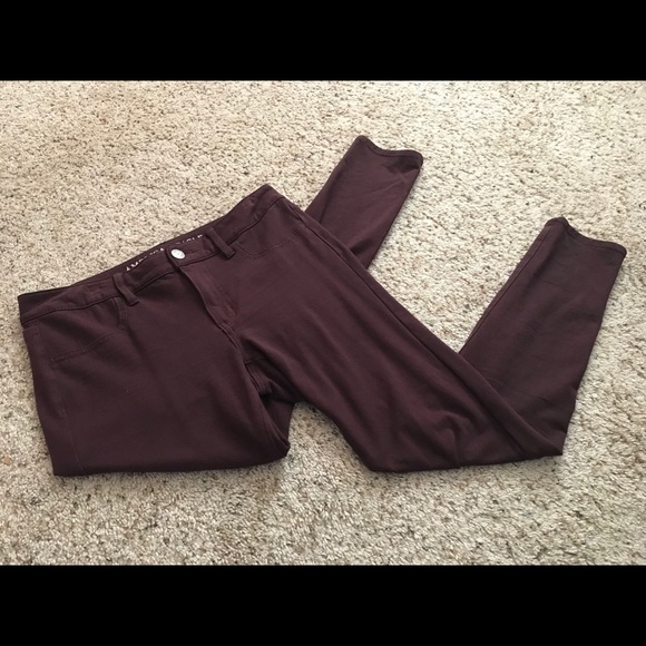 American Eagle Outfitters Denim - AEO | burgundy jeggings